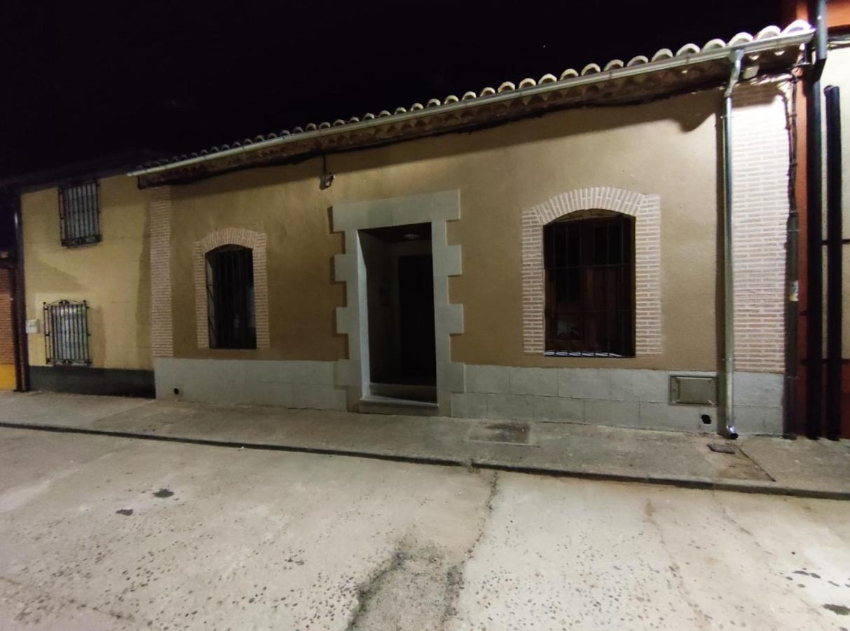 Casa Rural Oliver Y Nadia Rodilana Bagian luar foto